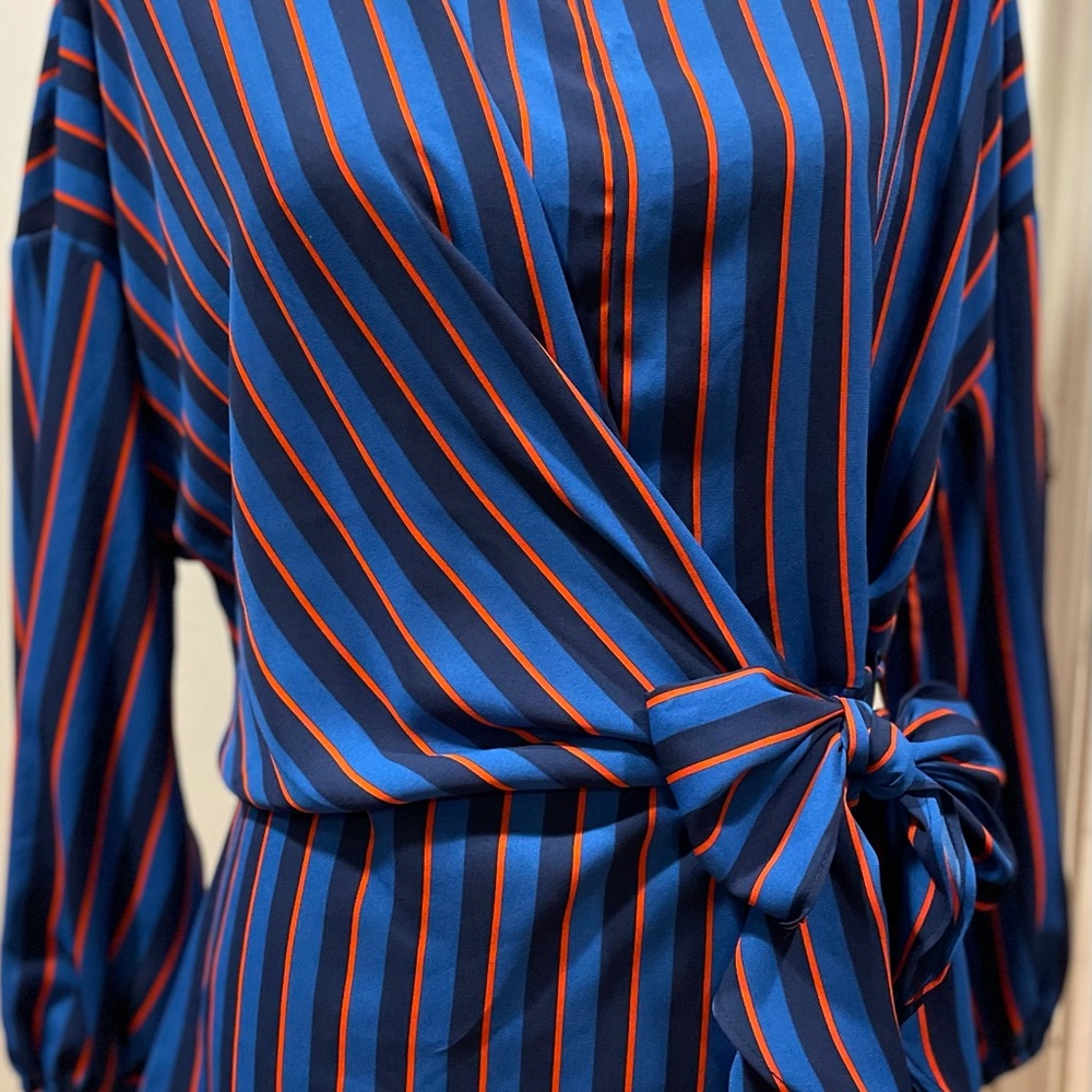 Eva Mendes - Bell Sleeve Blouse w/ Side Sash